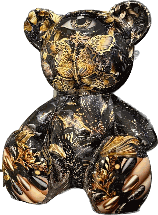 Bärenskulptur in Schwarz und Gold mit Schmetterlings- und Nagelmotiven, gestaltet für das Studio Beauty Oase